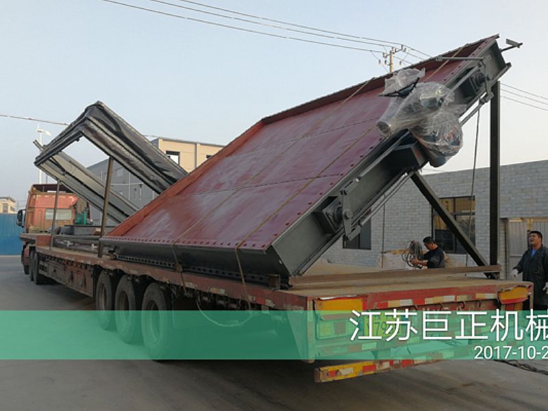 精工制作擋板門發(fā)貨了，裝車現(xiàn)場一覽